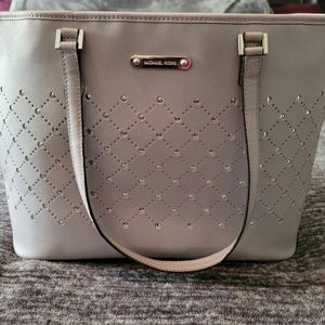 ❌SOLD❌Extra Large Michael Kors Carry All Grey Studded Tote